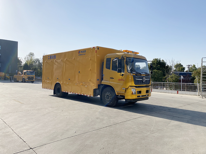 東風天錦3000方排水車(便攜)