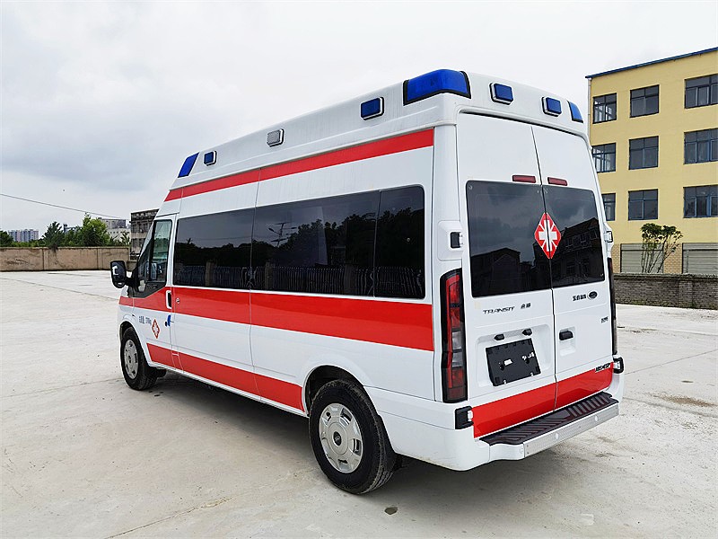 福特新時(shí)代長軸高頂負(fù)壓救護(hù)車